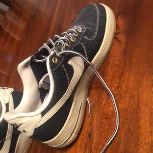 9.5 Nike Air Force 1’s great condition